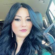 Janell Waters's Instagram, Twitter & Facebook