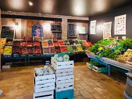 Rencontre de macron et sa femme. Magasin De Producteurs U Core Paesanu Faire Ses Courses Porto Vecchio Sud Corse