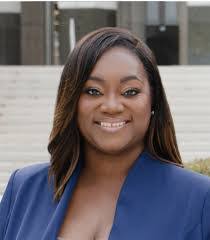 Alicia Peyton's Instagram, Twitter & Facebook