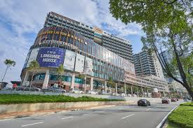 One world hotel is located in the heart of petaling jaya's shopping haven, a mere 12 km from kuala lumpur city centre with direct access to the bandar utama mrt station. Oyo Home 1187 Unique 2br Centerstage Petaling Jaya From Rm