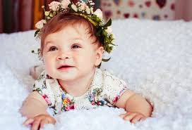 20 nama anak perempuan versi india terpopuler. 33 Pilihan Nama Bayi Perempuan Inggris Untuk Si Kecil Orami