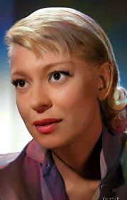 Y'all thought I just came up with Carol Channing out of the blue? 😂 She  was the half time performer 50 years ago!