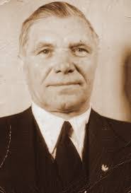 Edward Bykowski's Instagram, Twitter & Facebook