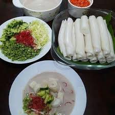 Teksturnya lembut, rasanya lemak manis dan baunya wangi. Pin Auf Kuih Muih