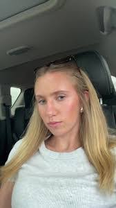 Brianna Goetz's Instagram, Twitter & Facebook