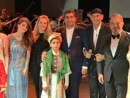 Sezgin baran korkmaz, yurt dışında bulunan ve evine baskın düzenlenen sedat peker'in iddiaları sonrası tekrar gündeme geldi. Is Adami Ucak In Mutlu Gunu Son Dakika