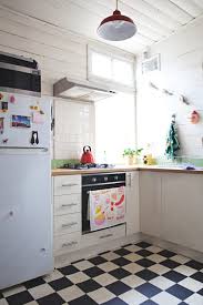 Ukuran standart kabinet atas kitchen set. 15 Contoh Desain Dapur Kecil Ukuran 2x2 M Ini Akan Menginspirasi Anda