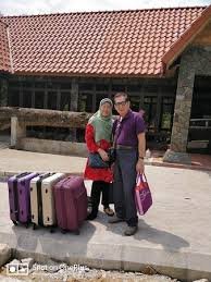 Konsep rawatan holistik ialah merawat badan dengan sendiri untuk menjana sel dan mengembalikan fungsi tubuh dan fungsi organ untuk menjadi. Booking Transfer To Rumah Hutan Bonda Rozita Picture Of Kuala Lumpur Tour Services Tripadvisor