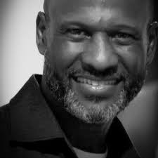 Hello, my name is Amanda Heinen and I am professional family, business, and  portrait photographer in the Nashville, TN area.