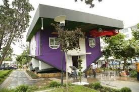 Türkiye'nin ikinci tersev aksiyon parkı ankara kentpark avm de. Bu Ters Evler Aklinizi Basinizdan Alabilir Zingat Blog