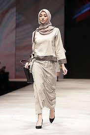 Our products are made with great craft and care, guaranteed high quality. 15 Trend Terbaru Model Baju Desainer Jenahara Maria Space