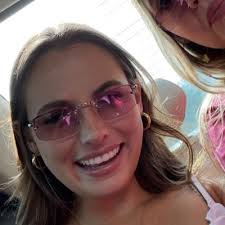 Hope Meyer (@hopesmeyer)