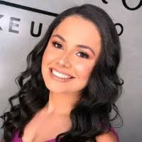 50+ perfiles de «Debora»