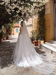 Inexpensive wedding veils // by blanca veils // buy here. Buy Veils Wholesale In Ukraine