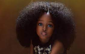 La tendre déclaration d'amour de vincent cassel à sa chérie très sexy, tina kunakey. Cette Jeune Nigeriane Est La Nouvelle Plus Belle Petite Fille Du Monde
