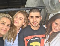 Zayn malik and gigi hadid. Gigi Hadid Zayn Malik Feiern Mit Ihren Muttern Eid Al Adha Promicabana