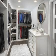 These are some beautiful bedrooms filled with great ideas for making the most of a small space. 75 Beautiful Small Walk In Closet Pictures Ideas May 2021 Houzz