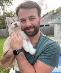 Glenn Bragg's Instagram, Twitter & Facebook