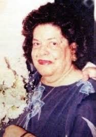 Lynette King's Instagram, Twitter & Facebook