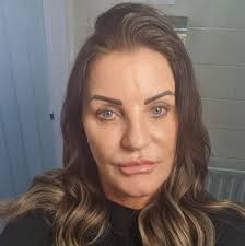 Hello. I'm looking for recommendations for the best doctor for breast lift  with implants In Istanbul. From personal experiences preferably! Thank you!