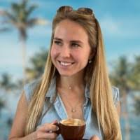 Sonja Heck's Instagram, Twitter & Facebook