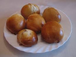 Rosinenbrotchen Grundrezept Rezept Rosinenbrotchen Rezepte Grundrezept