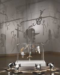 Christian boltanski's installation personnes for monumenta 2010 at the grand palais, paris. Christian Boltanski B 1944 Theatre D Ombres Theater Der Schatten Lichtkunst Lichtkunst Schattenkunst Schattentheater