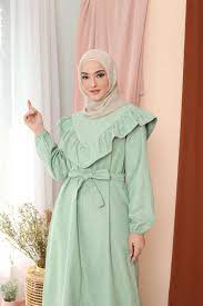 Pemilihan warna hijau sendiri diambil karena warna ini memberikan kesan tenang dan alami. Gamis Wanita Muslimah Warna Hijau Mint Bahan Suede Epic Hijab Original Lazada Indonesia