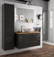 Il mobile bagno, se ben scelto, può fare davvero la differenza nell' arredamento del tuo bagno.per questo iperceramica ha selezionato mobili bagno di altissimo design, tutti rigorosamente made in italy, quindi di grande qualità. Mobile Da Bagno Sospeso Con Lavabo D Appoggio Serie Orion Chrome 1000 In Grigio Lucido