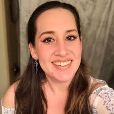 Alexis Cisneros's Instagram, Twitter & Facebook