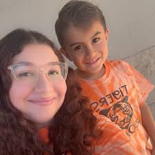 🐅🖤🧡 The Tigers are BACK! 📚🎉 White Plains pride is louder than ever —  huge roar of thanks to our amazing PTA for kicking off the year strong! 🐾✨  #TigerNation #BackToSchool #WPTigers #