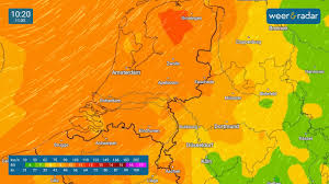 Amber warning for wind has been issued with gusts up to 75mph forecast across cornwall. Storm Evert Straks De Zwaarste Windstoten 11 03 2021 Youtube