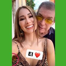 LE506 🔥💥 ¿Elena Correa y Carlos Rodríguez volvieron? 😱 Según publicó el  periodista Ariel Chaves en El Show de Ariel, la modelo y cantante volvió  con el empresario. Chaves asegura que en