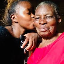 Mwizukanji with her Grandma ❤️ Good evening 💕 Show Some Love ❤️