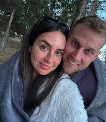 BECKS🤠 (@rebeccaeshore) • Fotos y videos de Instagram