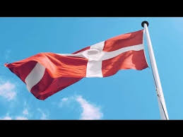 If an emoji does not appear. Dannebrog Danische Flagge Feiert 800 Jubilaum Youtube