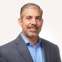 Donna Saraceno's Instagram, Twitter & Facebook