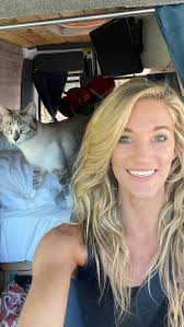 Why I do solo van life (part time)👇, ✨ I’m a weekend warrior who works in  corporate America M-F. , ✨ I don’t want to live