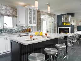 Scallops kitchen curtains are similar to valances but they are longer and only cover the top half of your window. Kitchen Curtains Ideas With Photos Types Advice On Selection