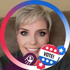 Nancy Dubuque's Instagram, Twitter & Facebook