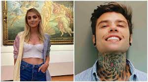 Da noi si e' tradotto in un boom di visitatori agli uffizi con + 27% di giovani under 25 nel fine settimana. Chiara Ferragni Agli Uffizi Piovono Critiche Fedez Asfalta Tutti