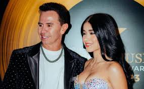 Novia de Jhonny Rivera se sinceró y habló sobre la diferencia de edad que  se llevan con el cantante - Semana