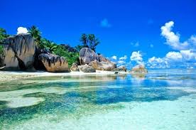 Lukisan terlihat sangat indah ini adalah salah satu danau di indonesia yang terkenal. 10 Pemandangan Indah Di Indonesia Wisatabaru Com