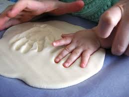 Salt Dough Tuz Hamuru Nasil Yapilir Tuz Cocuklar Icin Sanat Elisi Fikirleri