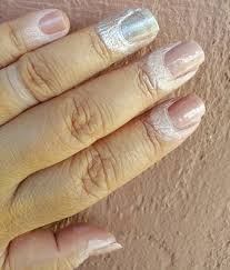 Does It Work Spray Perfect Spray On Nail Polish Review As Seen On Tv Honeygirlsworld Hawaii Lifestyle Blog