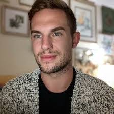 Chris Homer's Instagram, Twitter & Facebook