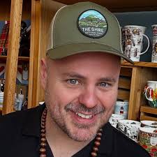 Felt cute in my new The Shire National Park hat… might delete later. #lotr  #bilbobaggins #frodobaggins #theshire #hobbits #hobbitsaresickaf  #hobbitlifestyle #halfling #halflings #kender #dragonlance