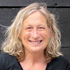 Wendy Bond (@dizzbomb) • Threads, Say more