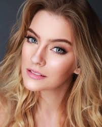 Teresa stela barbosa silva santos (born 9 june 1998) is a brazilian model and beauty pageant titleholder who was crowned miss brazil 2021. Top Miss Teresa Santos Ceara Eleita Eleita Em 12 De Abril De 2018 Facebook