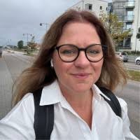 247000+ profils pour “Mia